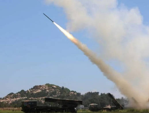 台湾「中国の大規模軍事演習は高い失業率や給料未払い増加などの経済崩壊の矛先そらしのため」