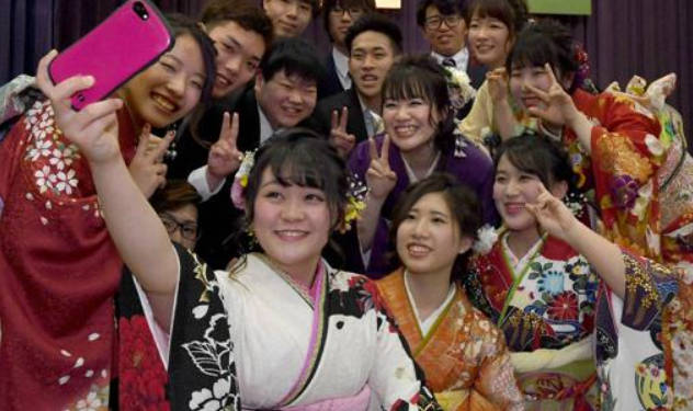 20歳の46.9％は「経済的余裕が無くて車を保有できない」　貧乏だな