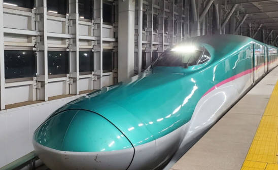 北海道新幹線の工事、物価高騰で１兆２０００億円超が不足、建設費３割負担する沿線自治体は財政破綻へ