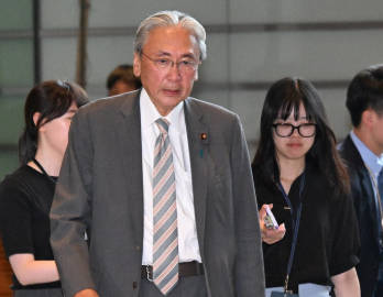 【自民党の古屋選対委員長】「高市総理選択選挙だ」