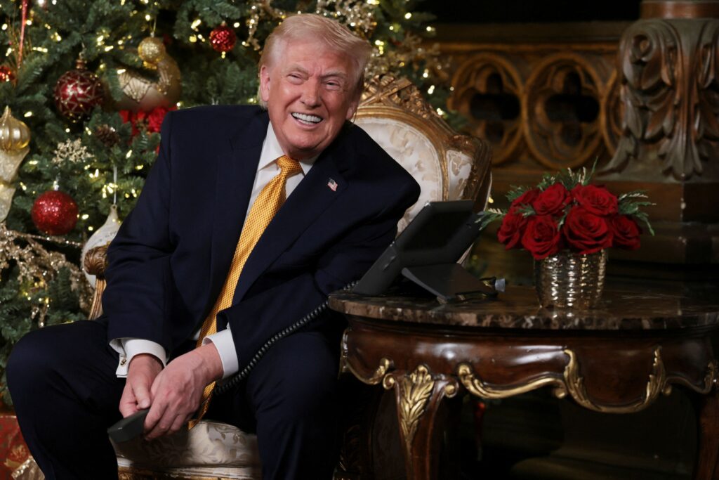 【SNS】「…含めて祝福」　クリスマスでトランプ氏が投稿