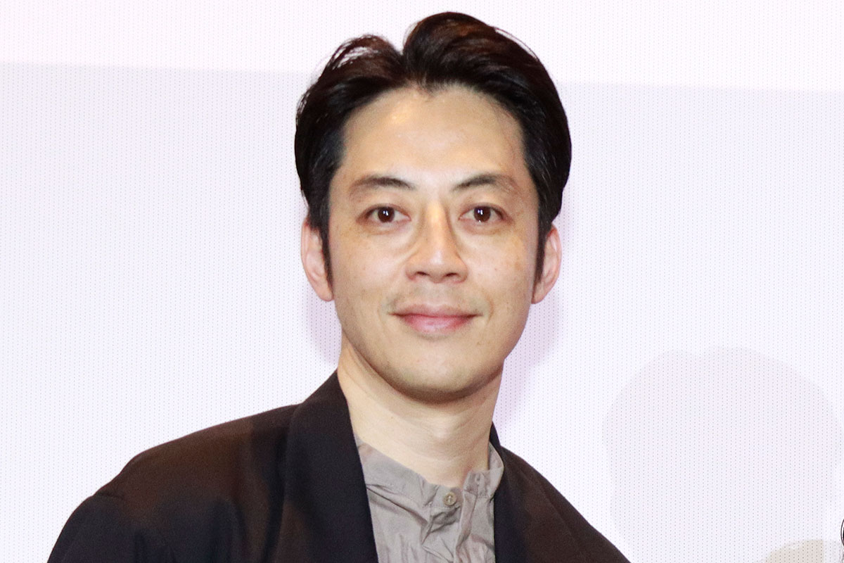 キンコン西野、電車内で見知らぬお婆さんから「安そうな服を着てるけどお金持ちでしょう？」指摘に「コンビニのTシャツに謝ってww」