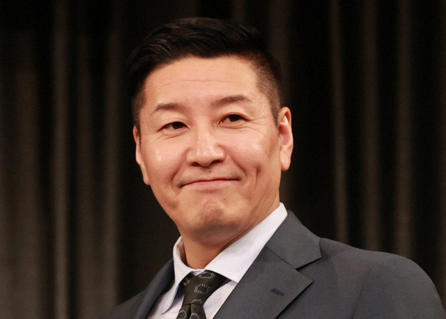 【TBS】お笑いコンビ「チョコレートプラネット」の長田庄平さん 「SASUKE」収録中に左足を剥離骨折 ローリングヒルに飛び移る際に怪我