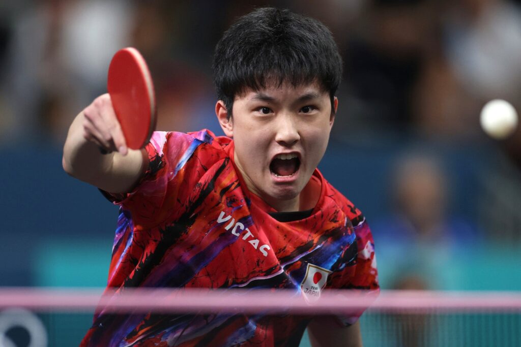 【卓球】「卑劣だ」「酷すぎる」  張本智和、W杯で中国ファンから受けた“大ブーイング”に批判殺到「スポーツマンシップも無いのか」