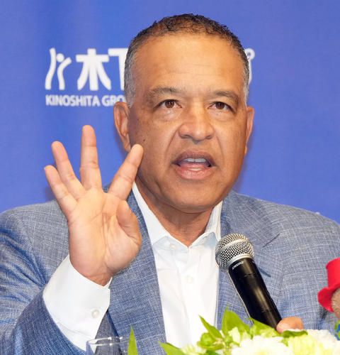 【野球】ロバーツ監督、佐々木朗希のWBC出場に否定的なコメント 「WBCで投げたら驚きますね。故障から復帰して間もない」