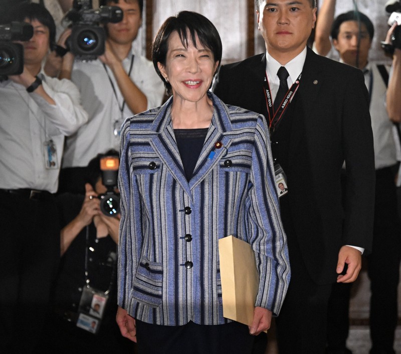 自民、議員定数削減受け入れへ